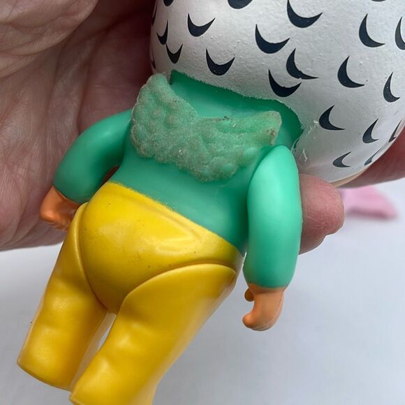 Cry Baby Icy World in case with shoes, bottle & crown - Picture 9 of 11